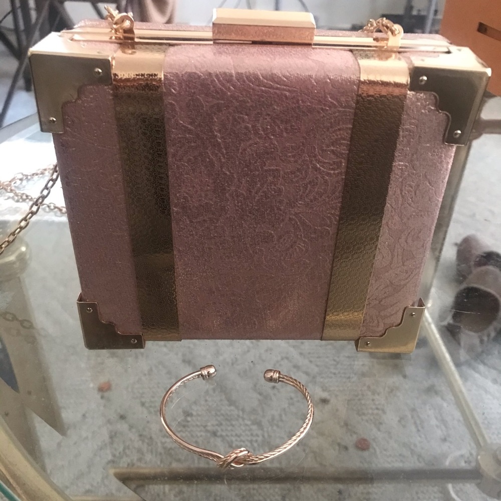 Purse/ Bracelet Bundle. Rose Gold!